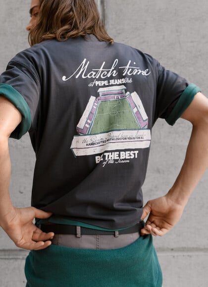 BOXY FIT BACK PRINT T-SHIRT