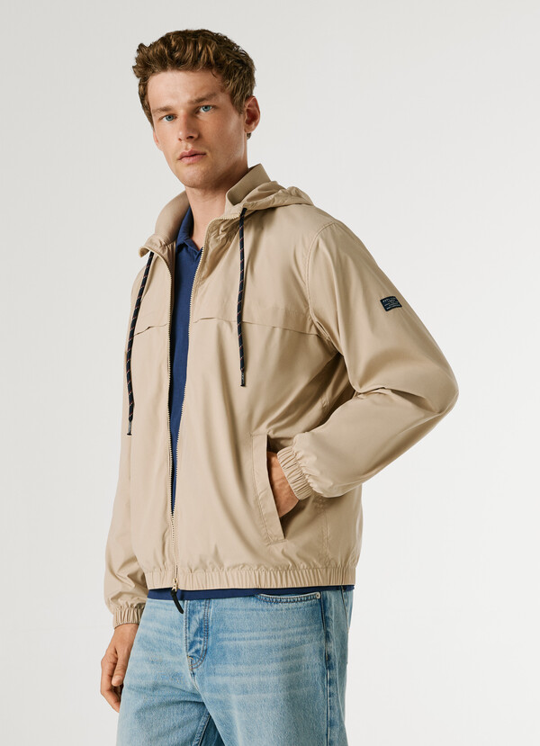 HOODED WINDBREAKER JACKET