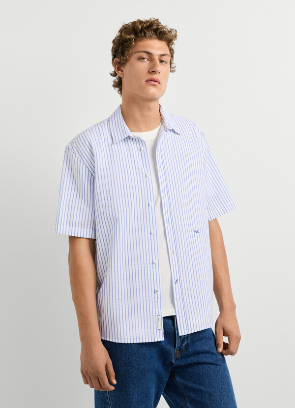 SEERSUCKER STRIPED CASUAL FIT SHIRT