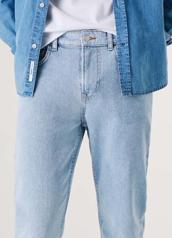 SLIM FIT MID-RISE JEANS - HATCH