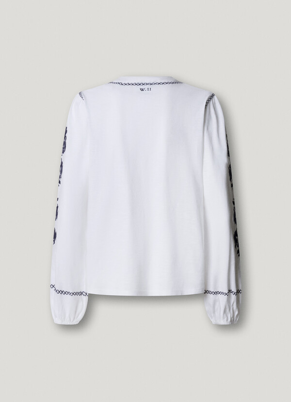 BLOUSE WITH FLORAL EMBROIDERY