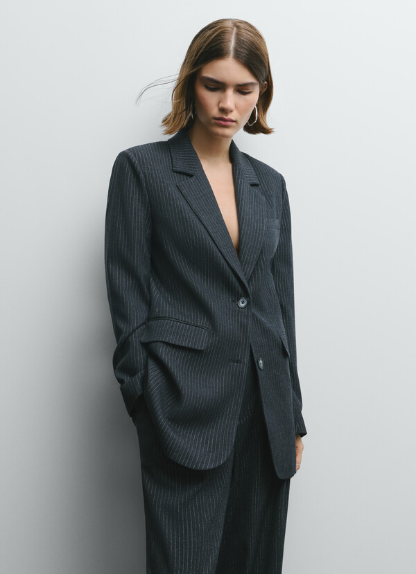STRIPED BLAZER