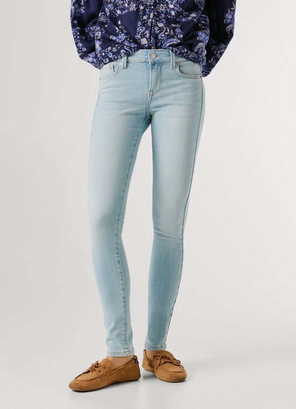 LOW-RISE SKINNY FIT JEANS - SOHO