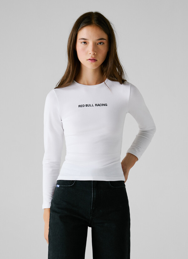 EMBROIDERED LOGO T-SHIRT