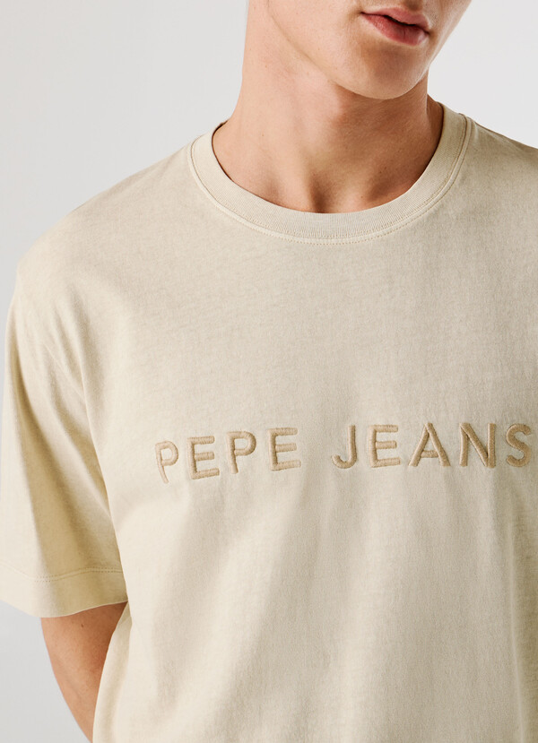 REGULAR FIT T-SHIRT WITH EMBROIDERED LOGO