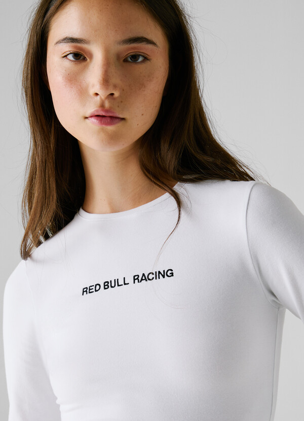 EMBROIDERED LOGO T-SHIRT