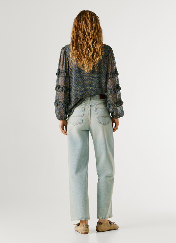 LEXA- HIGH-RISE STRAIGHT FIT JEANS