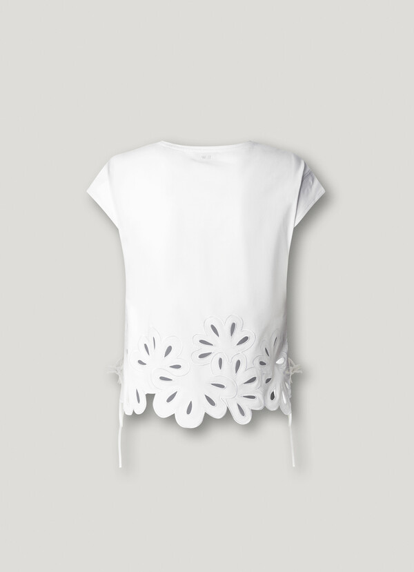 T-SHIRT WITH OPENWORK FLOWERS