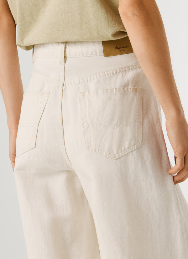 HIGH-RISE WIDE FIT JEANS - JAIMY