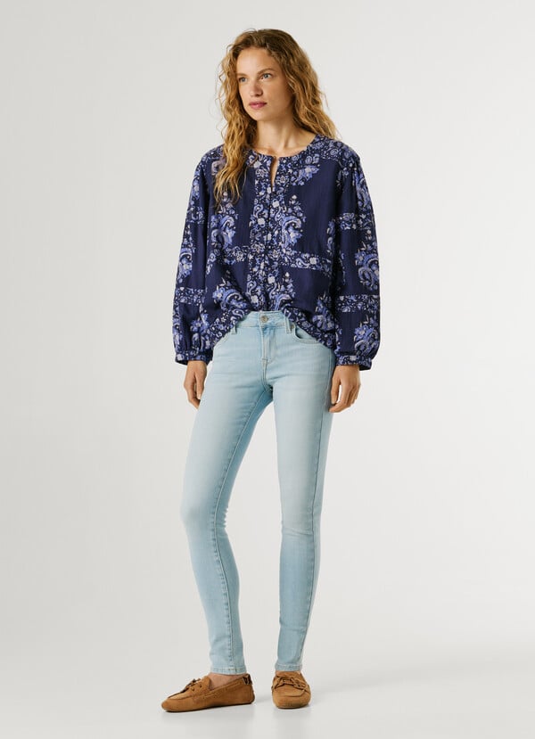 LOW-RISE SKINNY FIT JEANS - SOHO