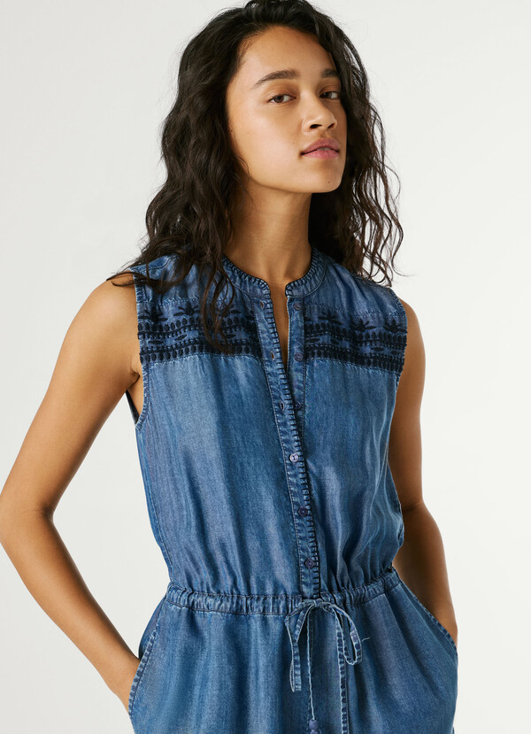 EMBROIDERED DETAIL MINI JUMPSUIT