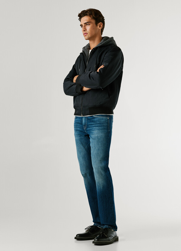 CASH - STRAIGHT FIT MID-RISE JEANS