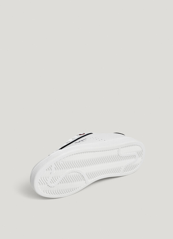 CLASSIC MICRO-PERFORATED TRAINERS