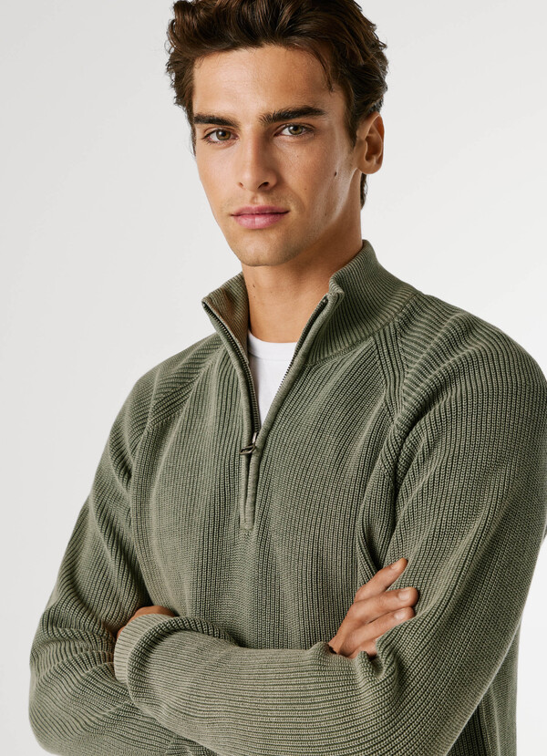 HIGH NECK HALF-ZIP JUMPER