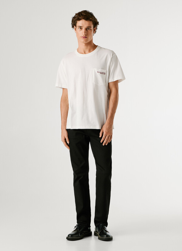 RELAXED FIT FRONT POCKET T-SHIRT