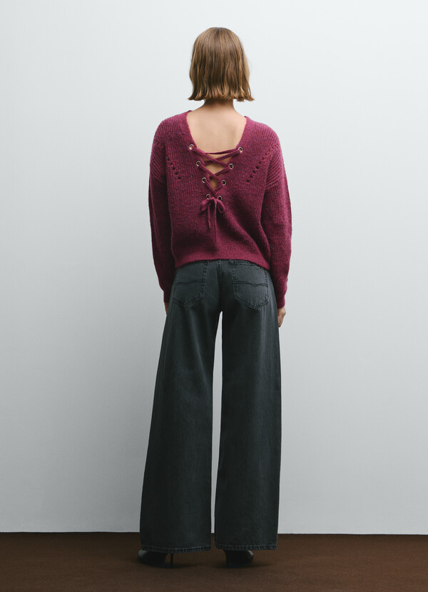 V-NECK KNIT JUMPER