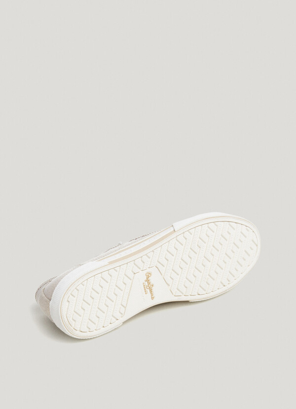 METALLIC BASIC TRAINERS