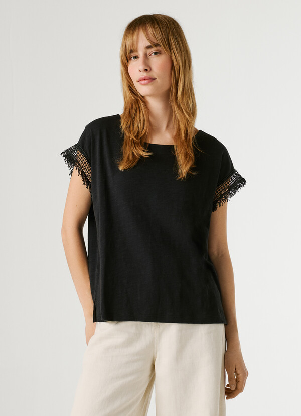 CREW NECK T-SHIRT WITH FRINGES
