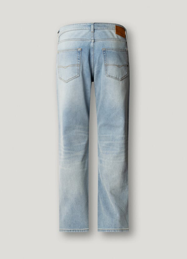 CASH - STRAIGHT FIT MID-RISE JEANS