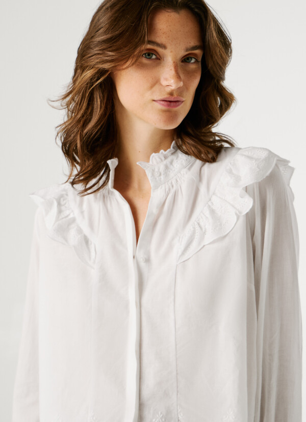 FLUID RUFFLE BLOUSE