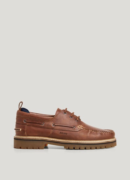 LEATHER BOAT SHOES