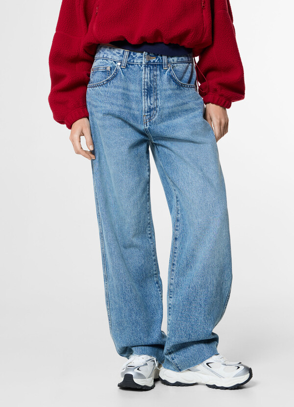 WIDE FIT MID - RISE JEANS - 2